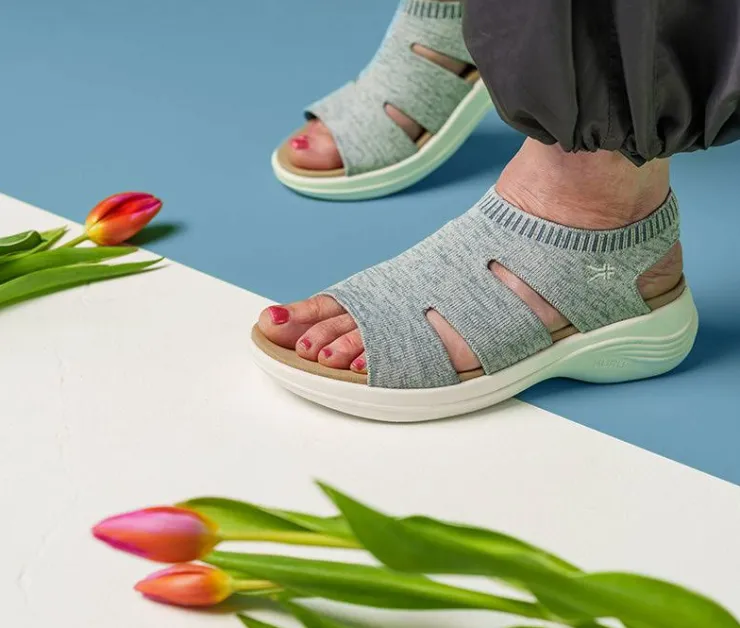 Women KURU Footwear CODA Muse Knit
