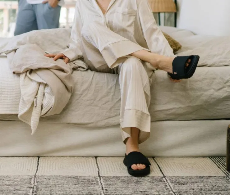 Women KURU Footwear MOMENT