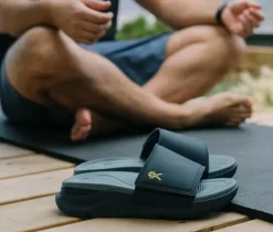 KURU Footwear MOMENT